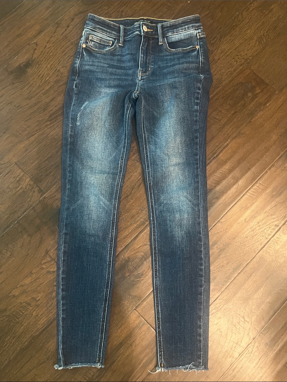 Judy Blue Medium Wash High-Rise Skinny Fit Jeans 5/27 Raw Hem EUC